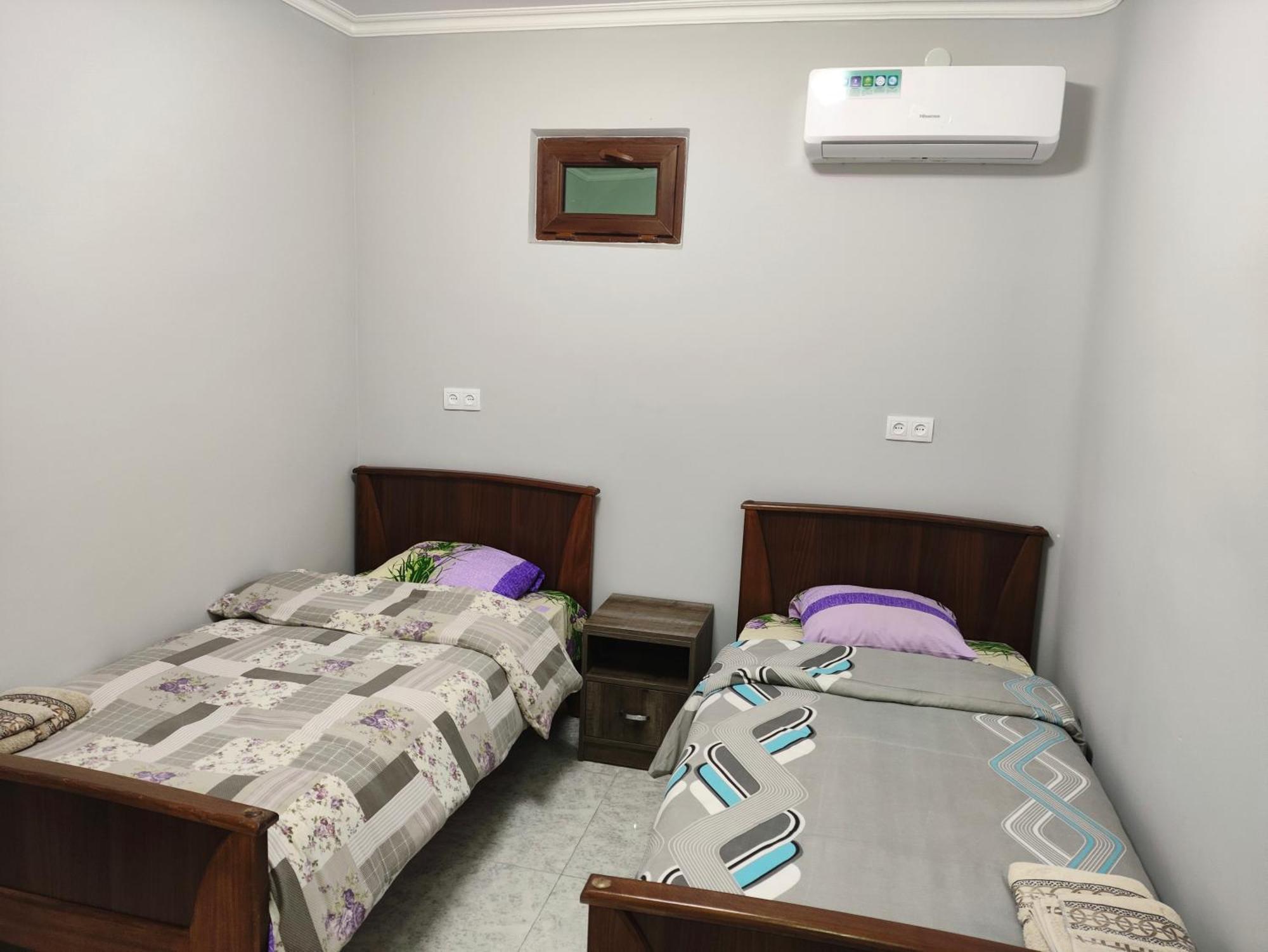 Apex Rest House Of 10 Rooms And Pool Ереван Екстериор снимка